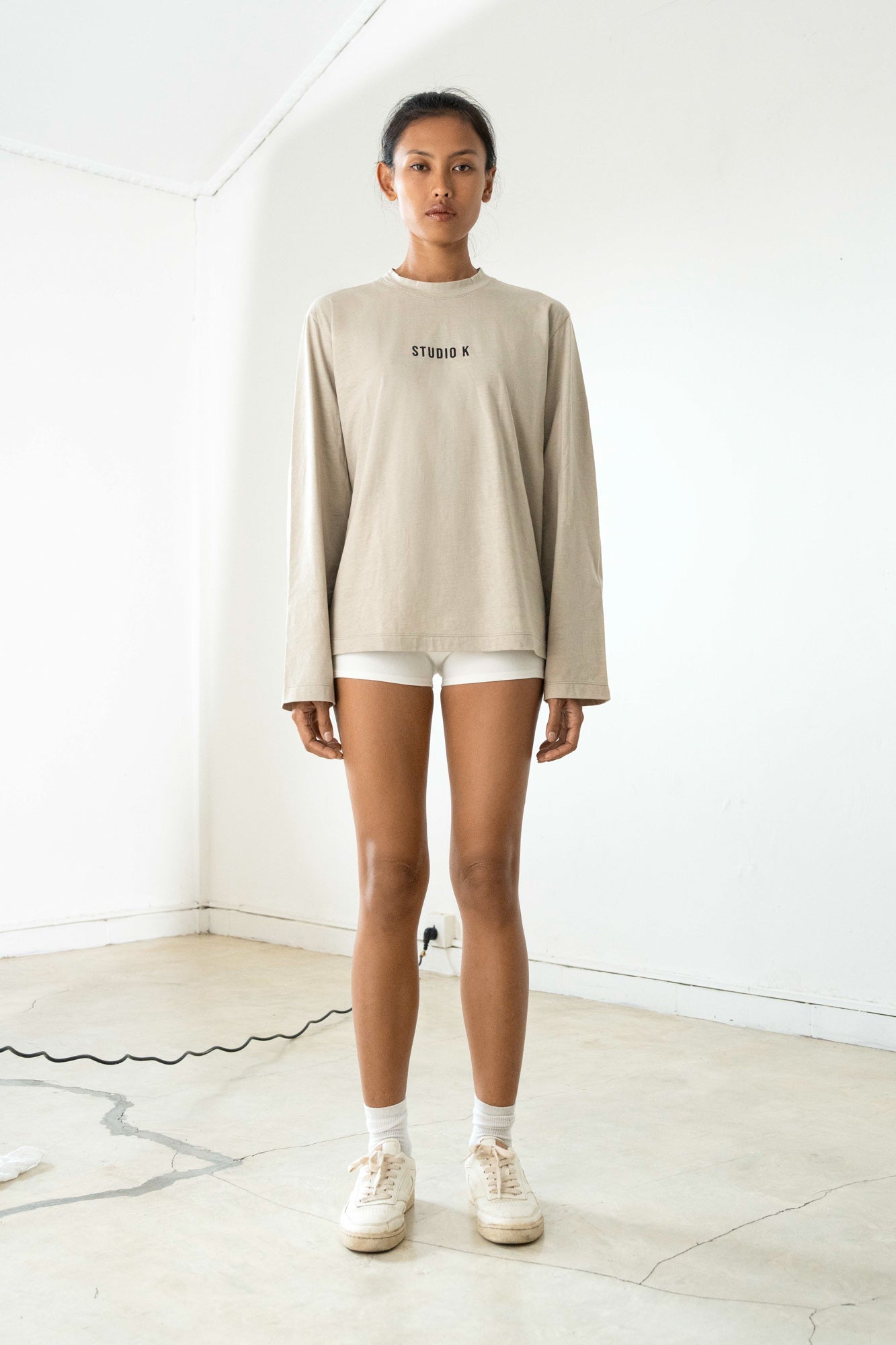 Studio K sustainable long-sleeve T-shirt in sizes S, M, L – soft, breathable, eco-friendly yoga wear made from organic and recycled materials, ethically handmade